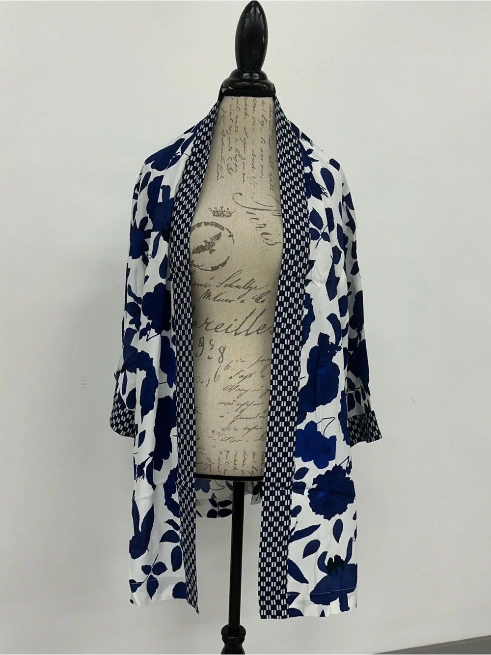 Cabi Botanical floral kimono jacket - Picture 3 of 10